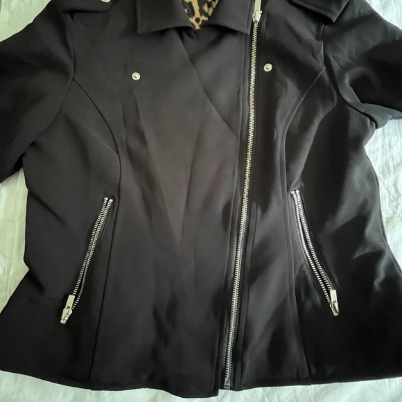 BLACK ZIPPERED LONG SLEEVE LINED CROP JACKET CASUAL WORK WOMEN BIKER JACKET - Picture 8 of 10